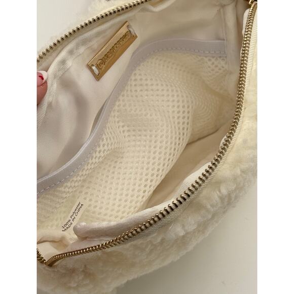 Wantable white fleece hip/crossbody belt bag - Picture 2 of 3